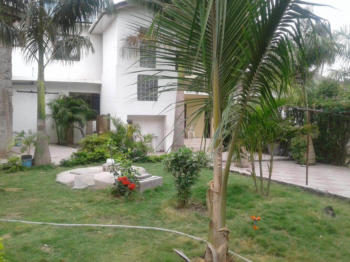 Jj & Je Family House Vandrehjem Dar es Salaam Eksteriør billede